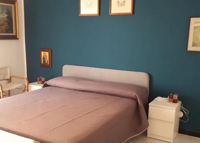 Di Marco לינה וארוחת בוקר 3*