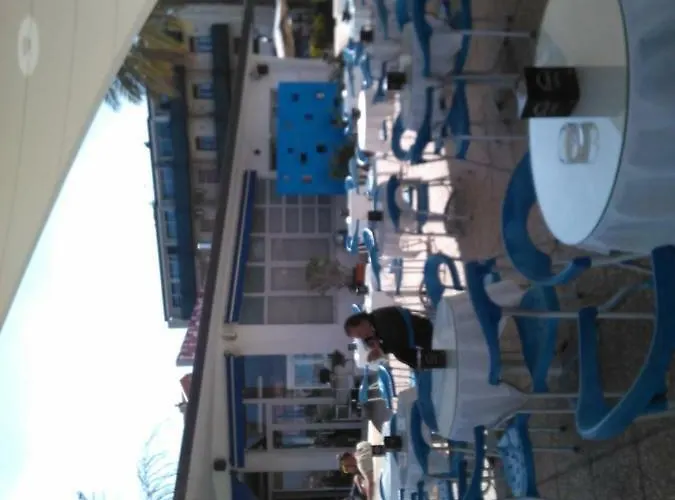 לינה וארוחת בוקר Di Marco 3*